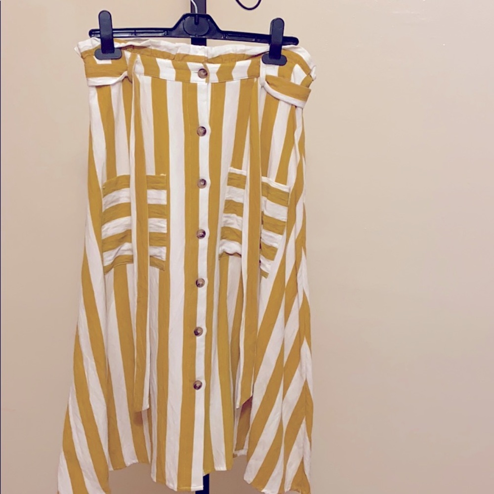 Women skirt
